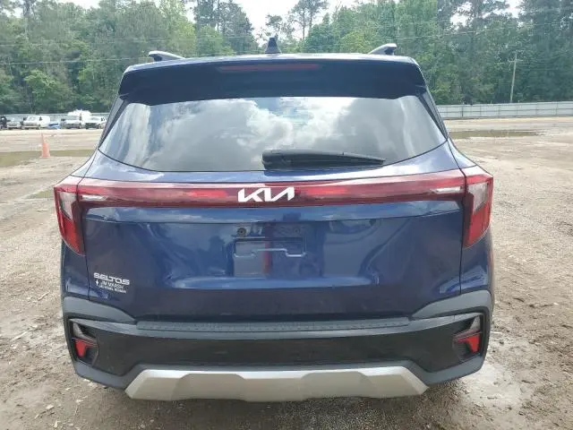 2024 KIA SELTOS EX  