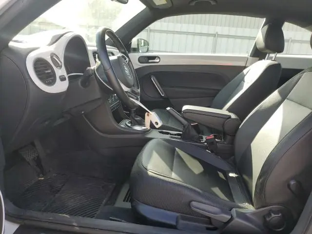 2012 VOLKSWAGEN BEETLE   
