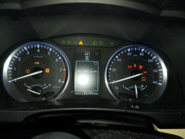 2016 TOYOTA HIGHLANDER LIMITED  