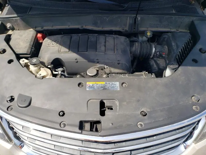 2015 CHEVROLET TRAVERSE LT  