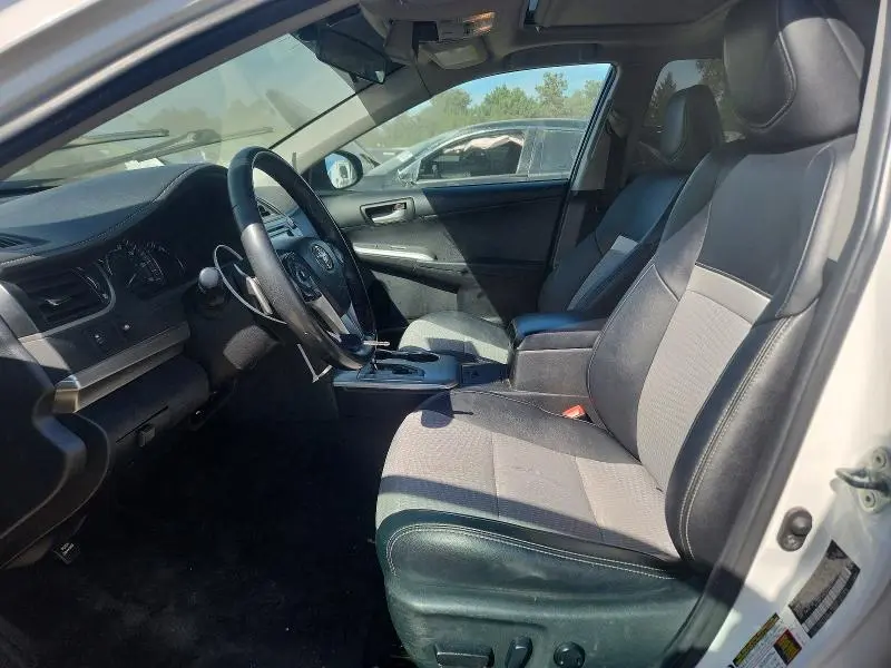 2012 TOYOTA CAMRY SE  