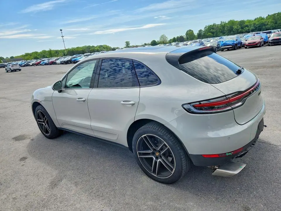 2021 PORSCHE MACAN   