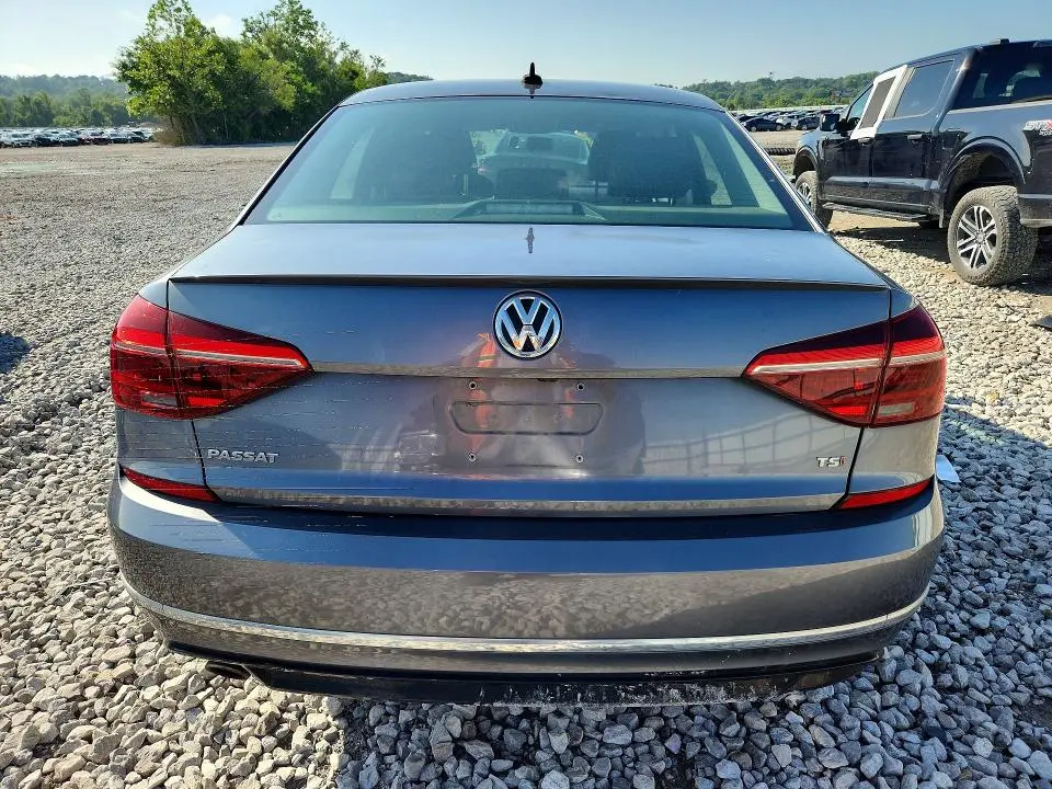 2018 VOLKSWAGEN PASSAT S  