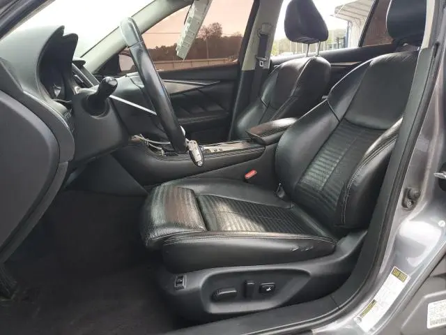 2018 INFINITI Q50 LUXE  