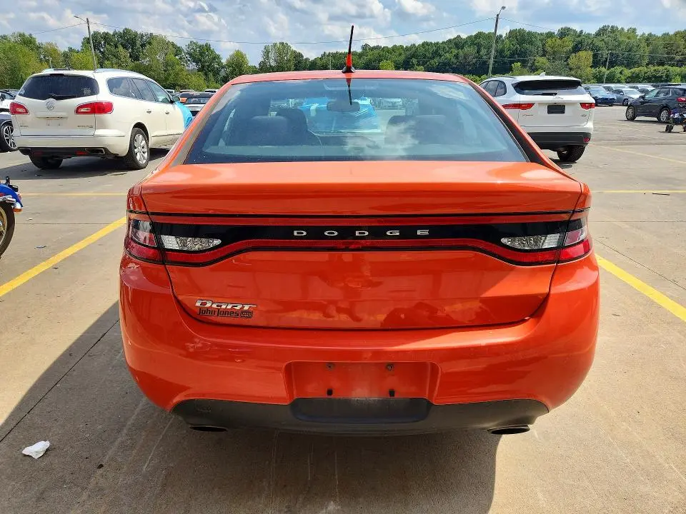 2015 DODGE DART SXT  