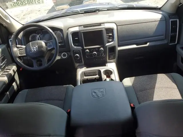 2015 RAM 1500 SLT