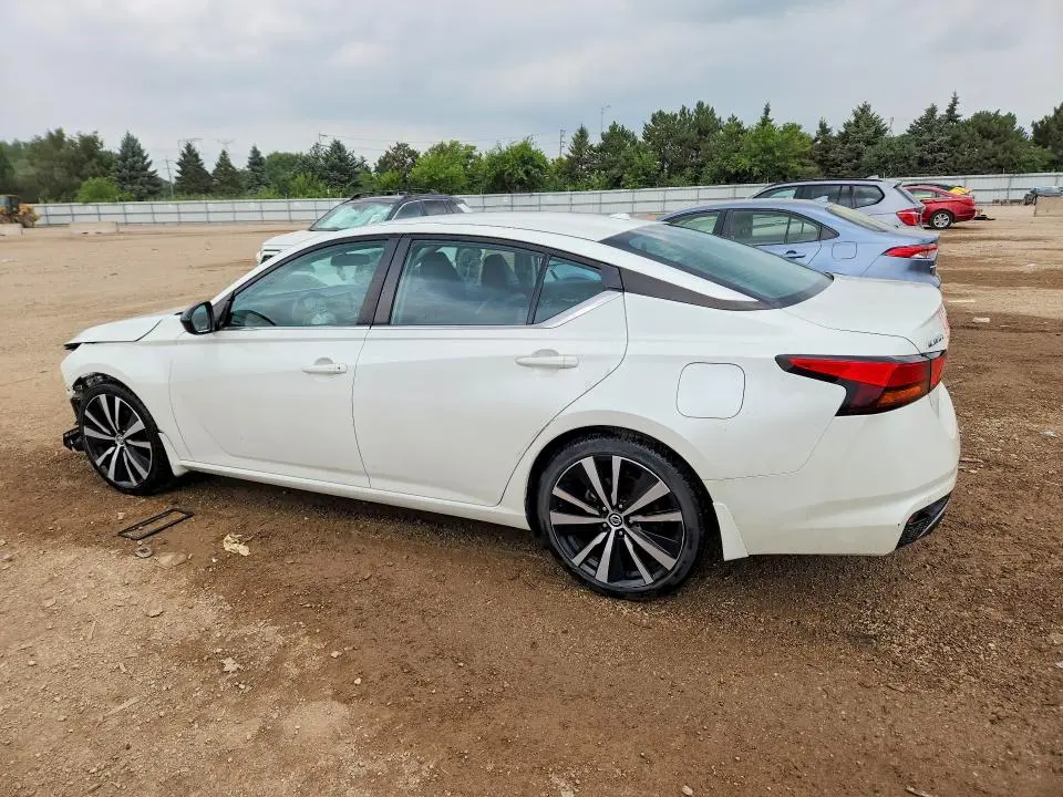 2020 NISSAN ALTIMA SR  