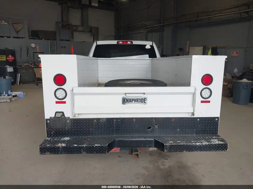2017 RAM 2500 TRADESMAN  4X2 8' BOX