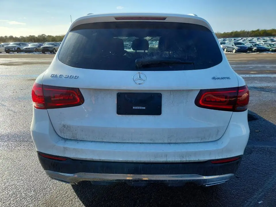 2021 MERCEDES-BENZ GLC 300 4MATIC  