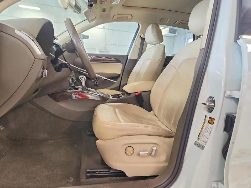 2013 AUDI Q5 PREMIUM PLUS  
