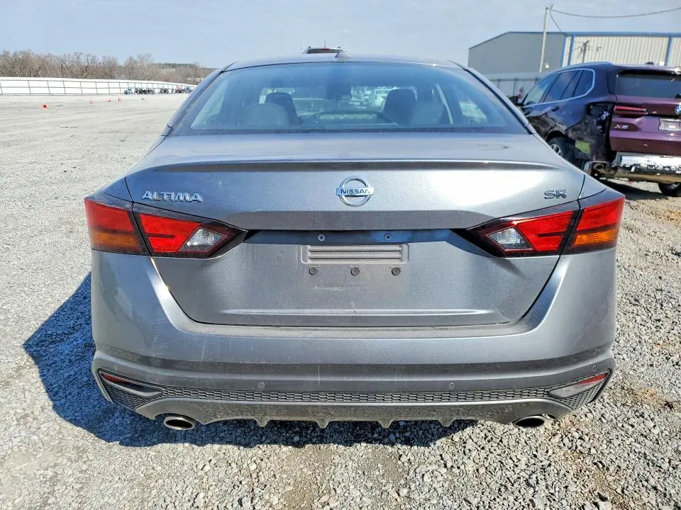 2020 NISSAN ALTIMA SR  