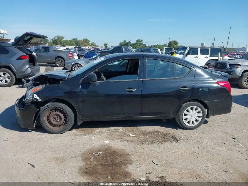 2015 NISSAN VERSA 1.6 S+