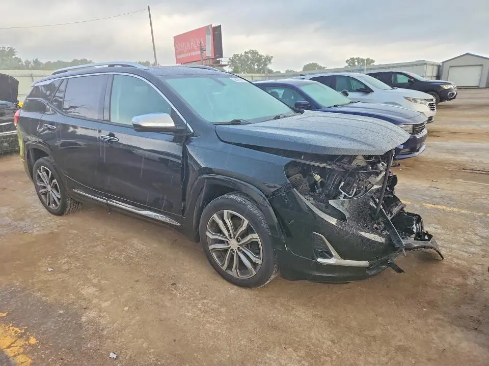 2019 GMC TERRAIN DENALI  
