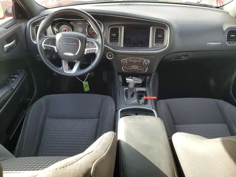 2017 DODGE CHARGER SXT  