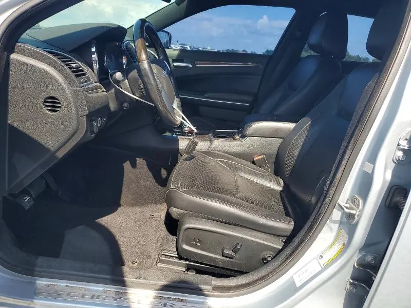 2013 CHRYSLER 300C   