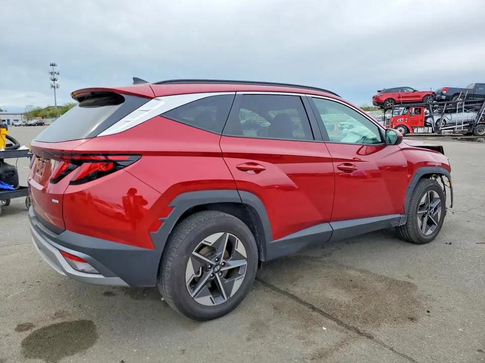 2025 HYUNDAI TUCSON SEL  