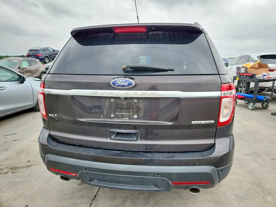 2013 FORD EXPLORER XLT  