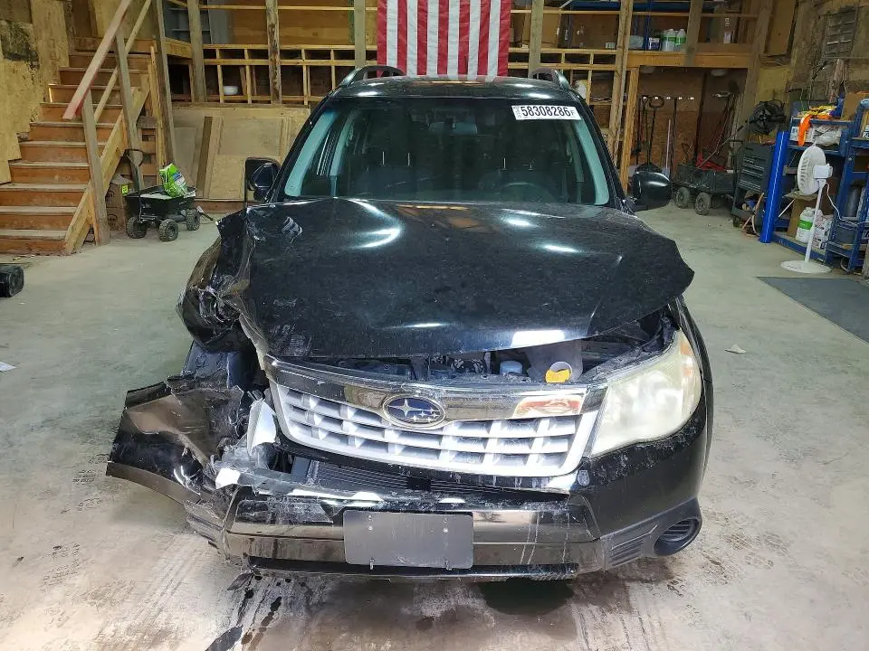 2013 SUBARU FORESTER 2.5X  