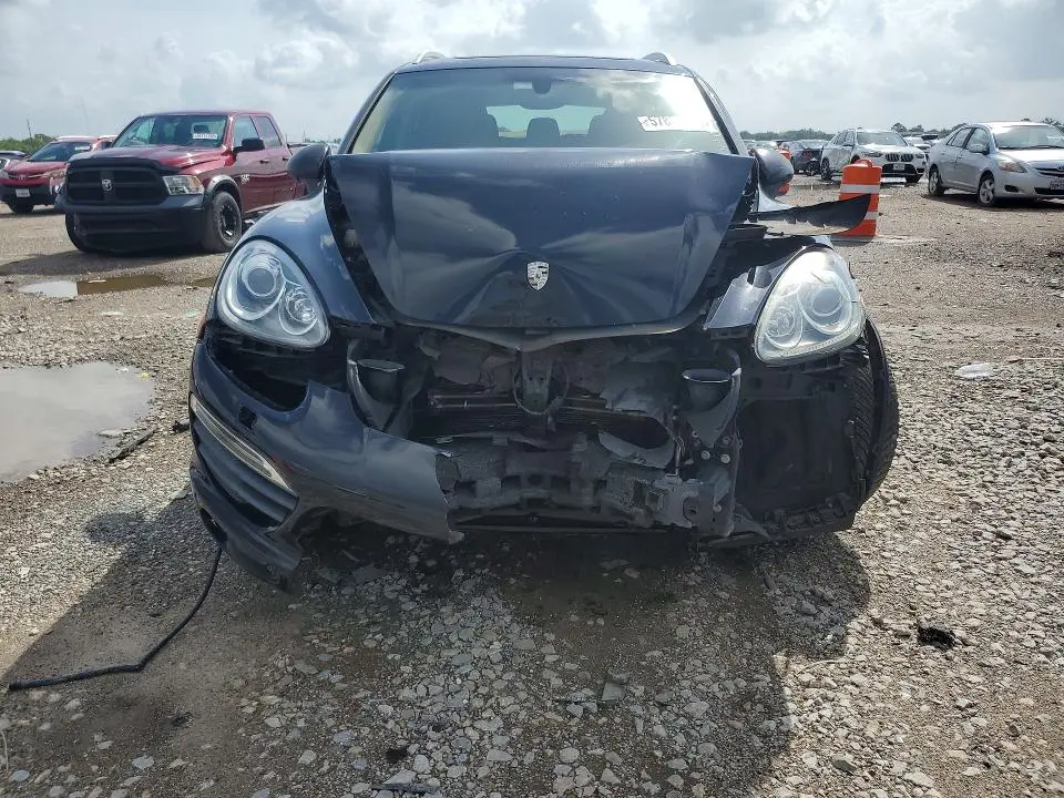 2011 PORSCHE CAYENNE S  