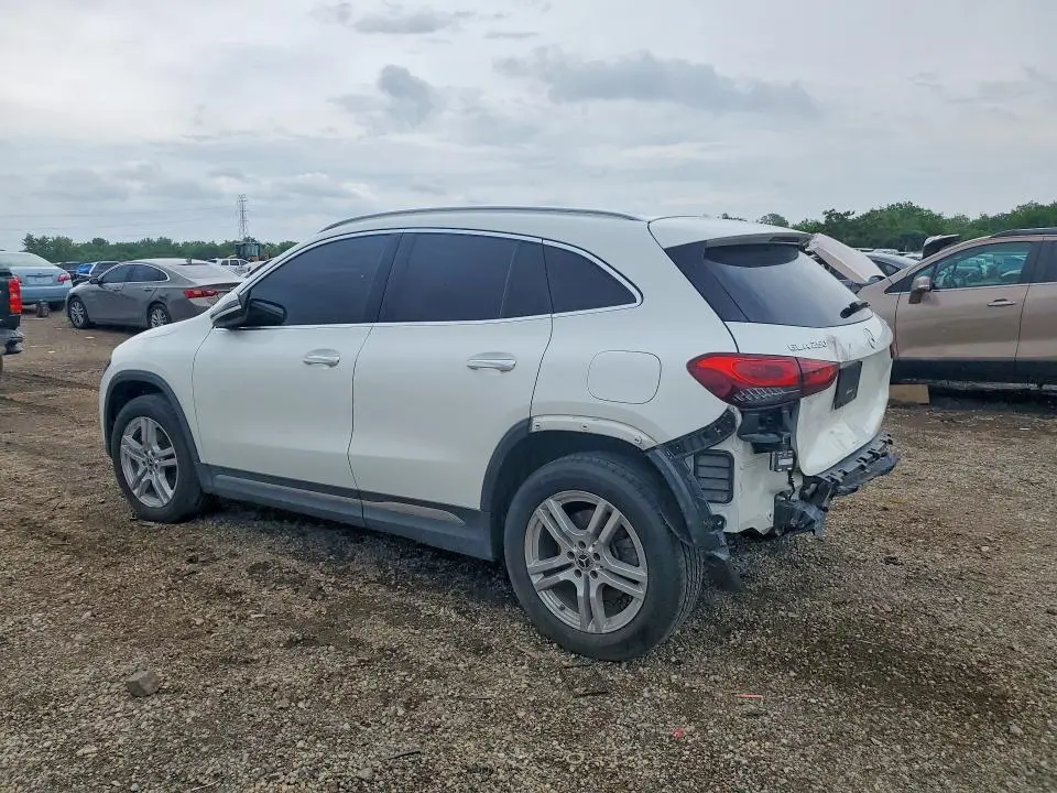 2021 MERCEDES-BENZ GLA 250 4MATIC  