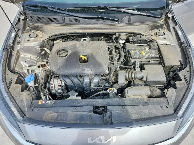2024 KIA FORTE GT LINE  