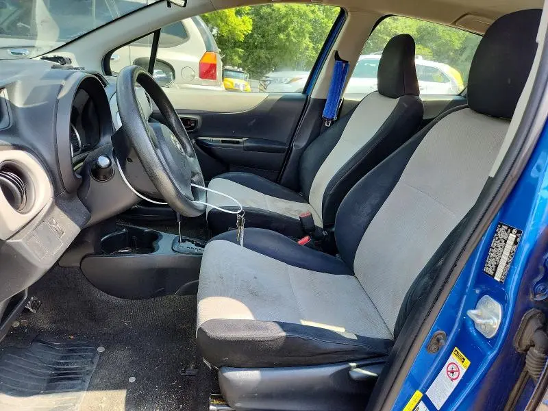2012 TOYOTA YARIS 5-DOOR L  