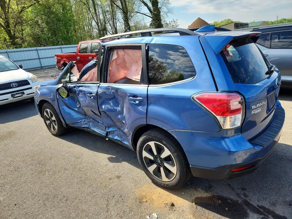 2018 SUBARU FORESTER   