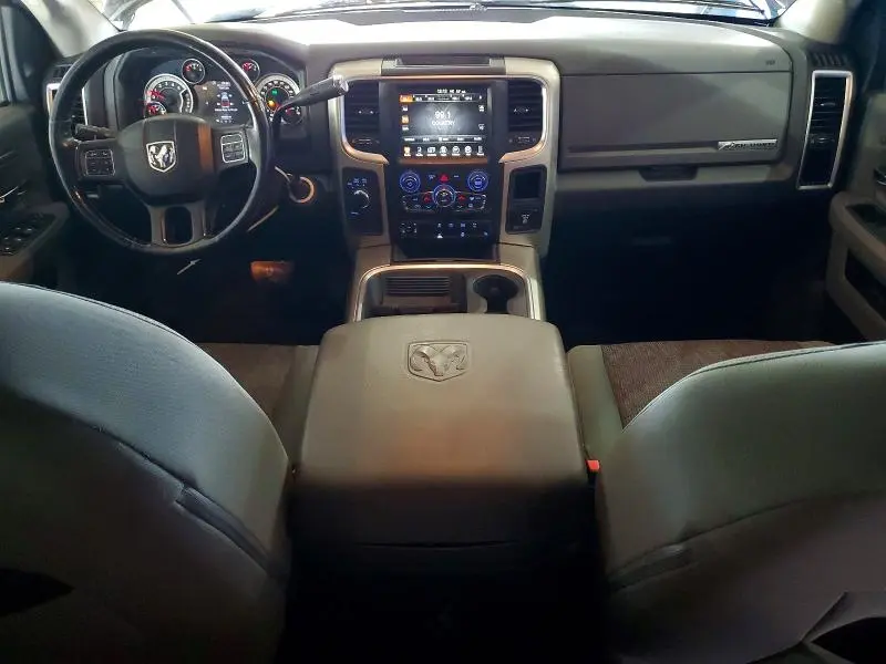 2016 RAM 2500 SLT  