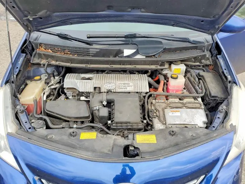 2012 TOYOTA PRIUS V THREE  