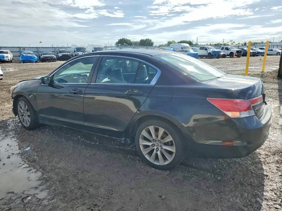 2011 HONDA ACCORD SE  