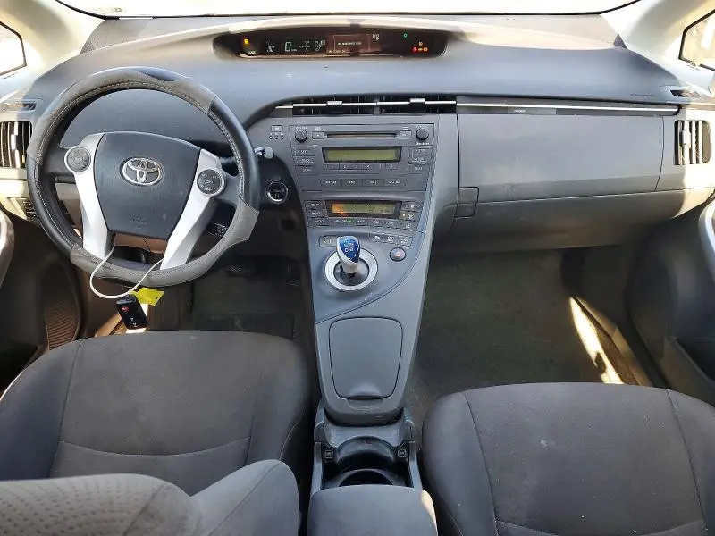 2010 TOYOTA PRIUS   