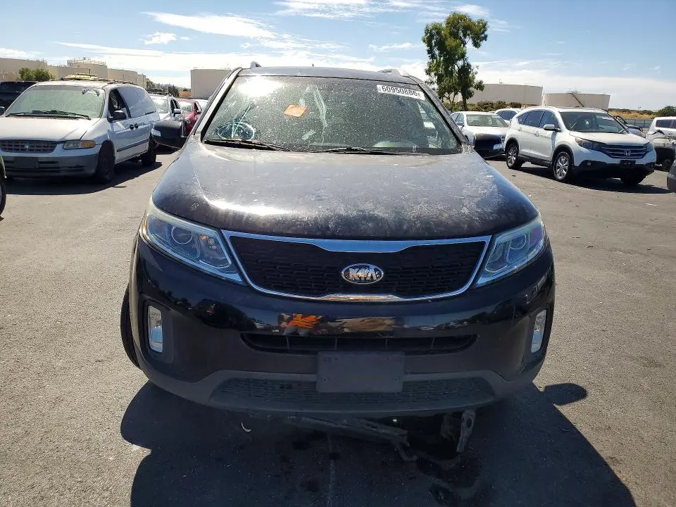 2014 KIA SORENTO LX  