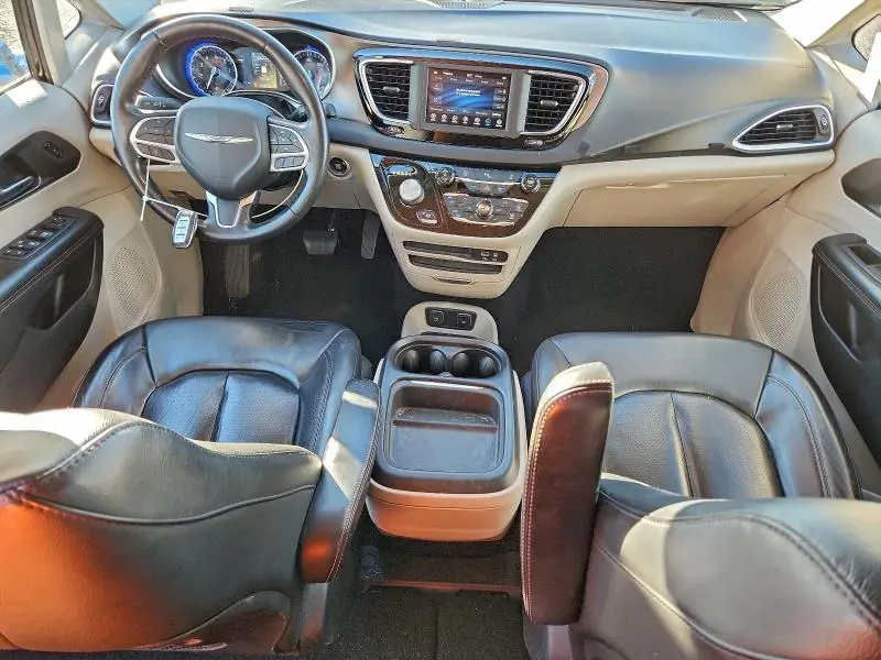 2020 CHRYSLER PACIFICA TOURING L  