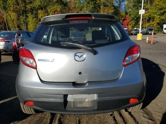 2013 MAZDA MAZDA2   