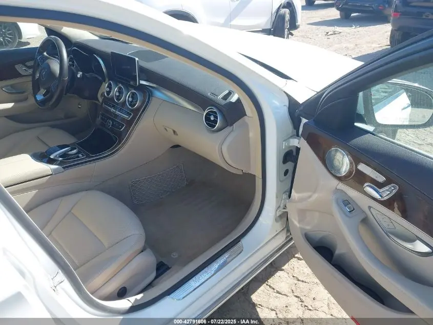 2015 MERCEDES-BENZ C 300 4MATIC/LUXURY 4MATIC/SPORT 4MATIC