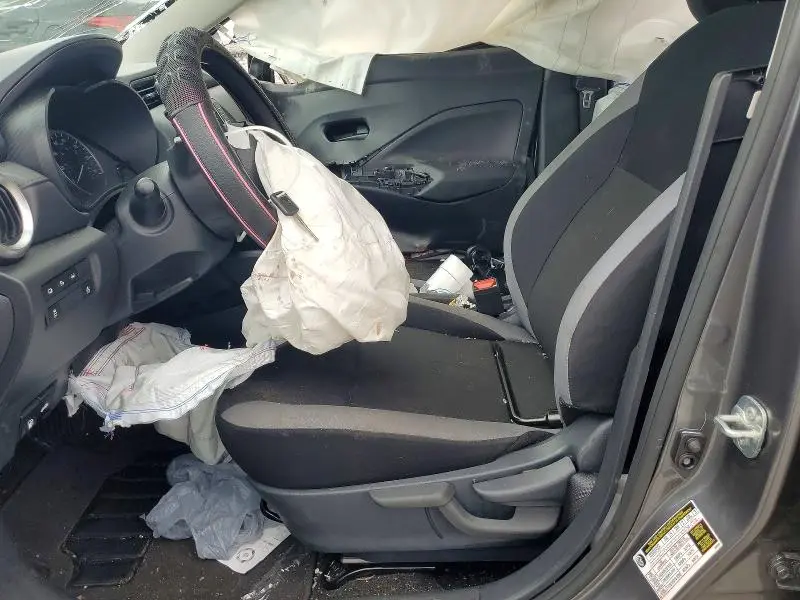2025 NISSAN VERSA S  
