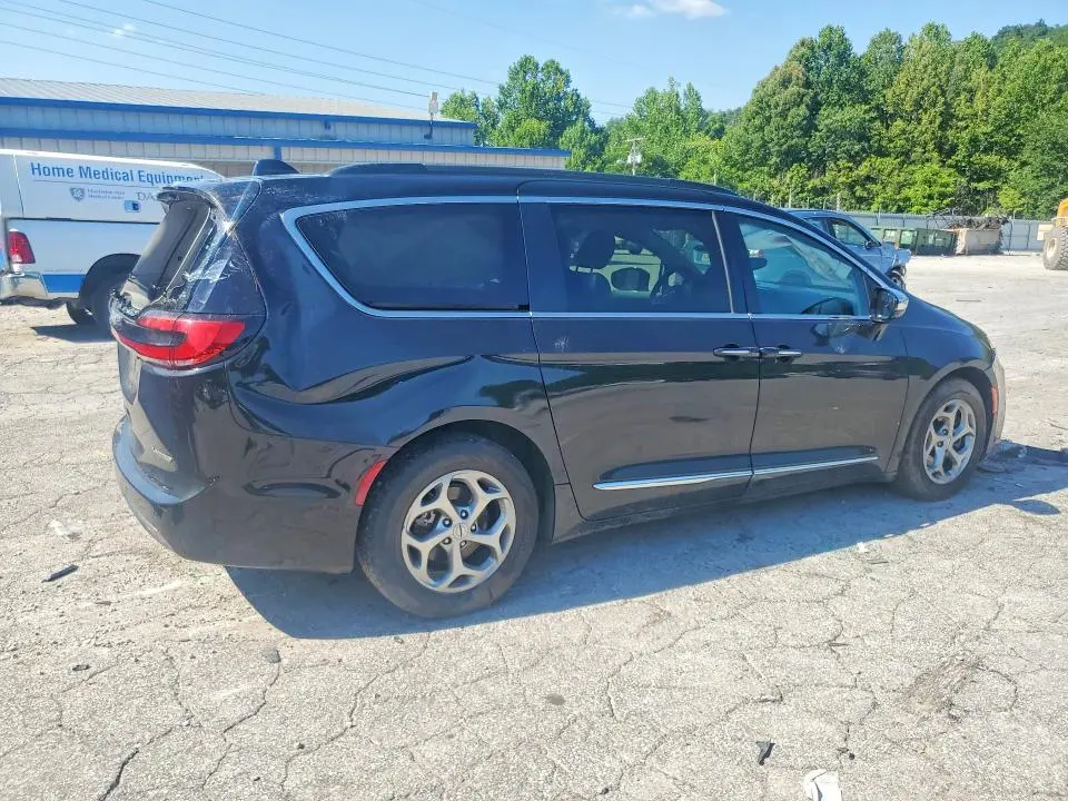 2023 CHRYSLER PACIFICA LIMITED  
