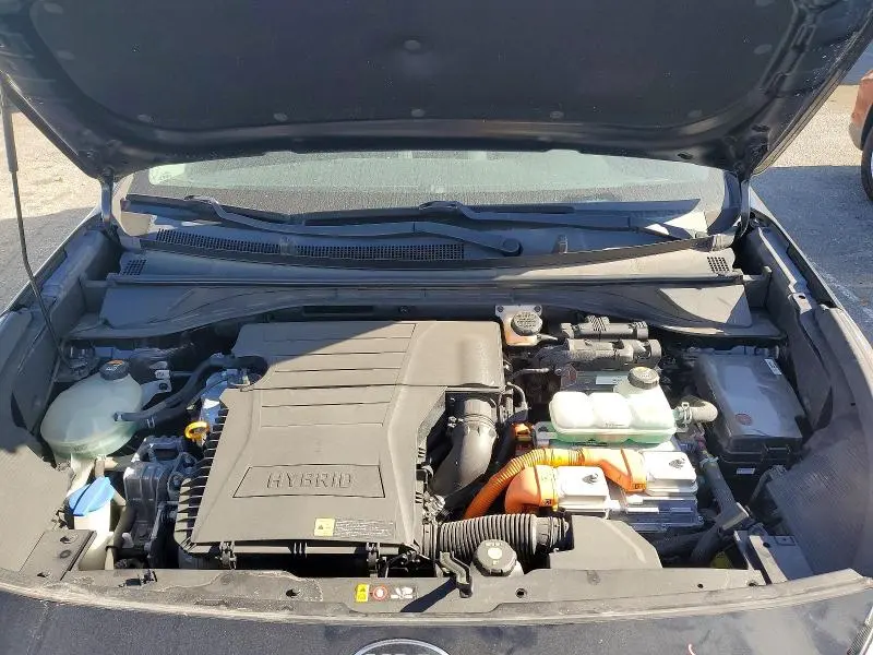 2019 KIA NIRO LX  