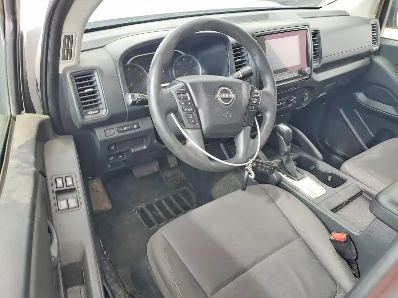 2022 NISSAN FRONTIER S  