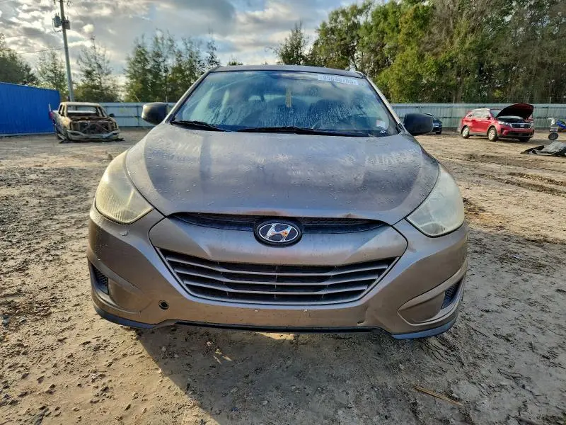 2010 HYUNDAI TUCSON GLS  