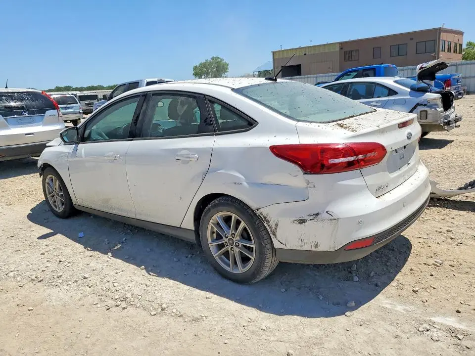 2016 FORD FOCUS SE  