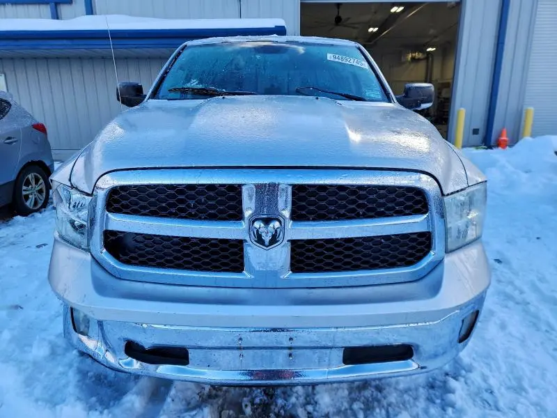 2013 RAM 1500 SLT  
