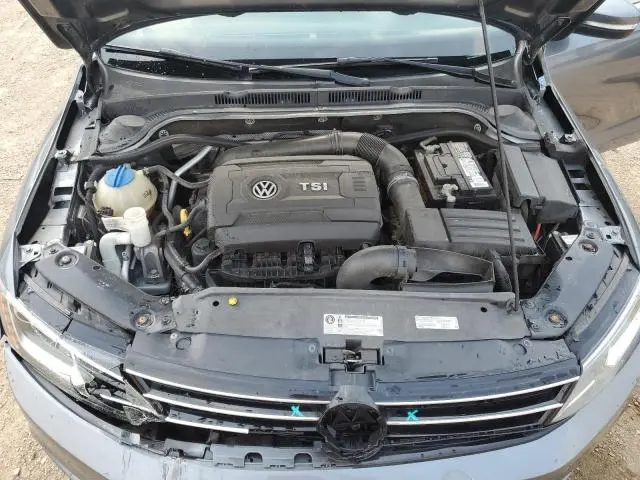 2015 VOLKSWAGEN JETTA SE  