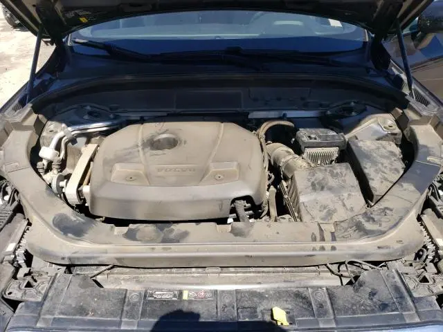 2020 VOLVO XC60 T5 R-DESIGN  