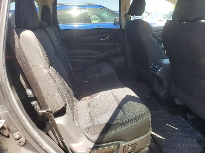 2023 SUBARU ASCENT PREMIUM  