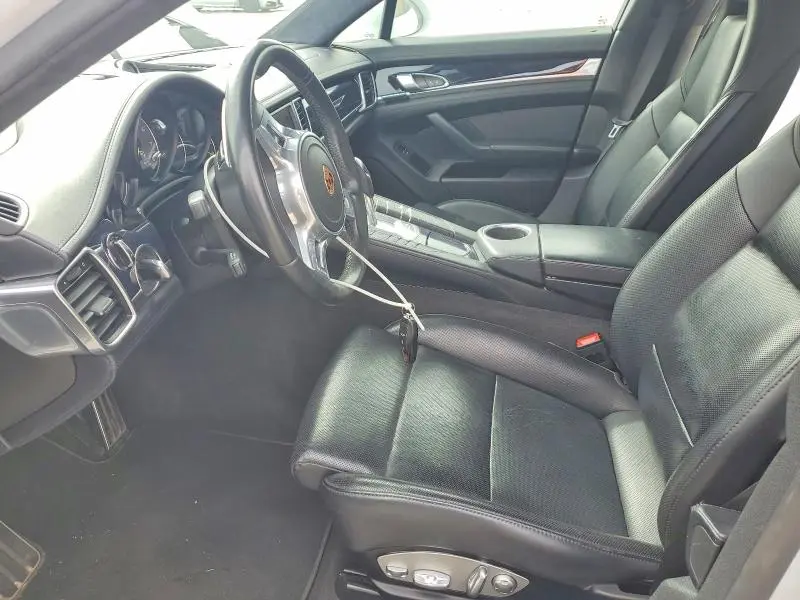 2016 PORSCHE PANAMERA   