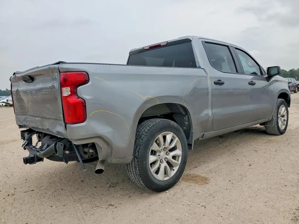 2025 CHEVROLET SILVERADO   