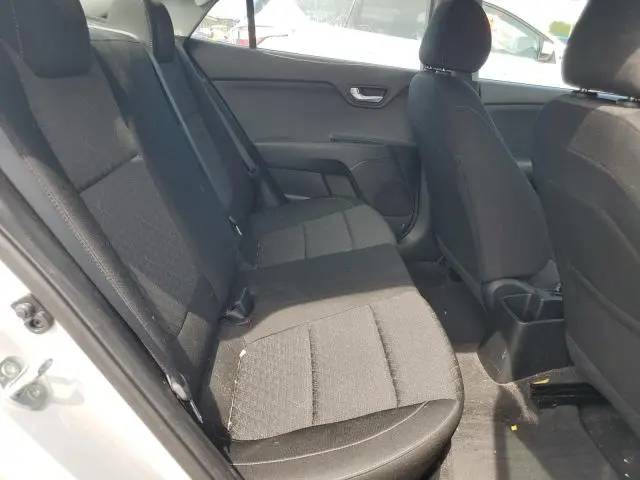 2022 KIA RIO LX  
