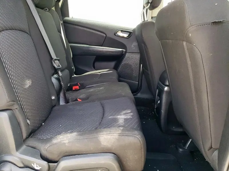 2019 DODGE JOURNEY SE  