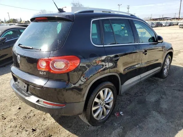 2011 VOLKSWAGEN TIGUAN S